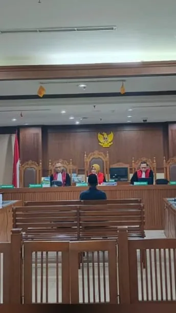 JPU menyampaikan 6 amar tuntutan kepada Terdakwa Hery Susanto