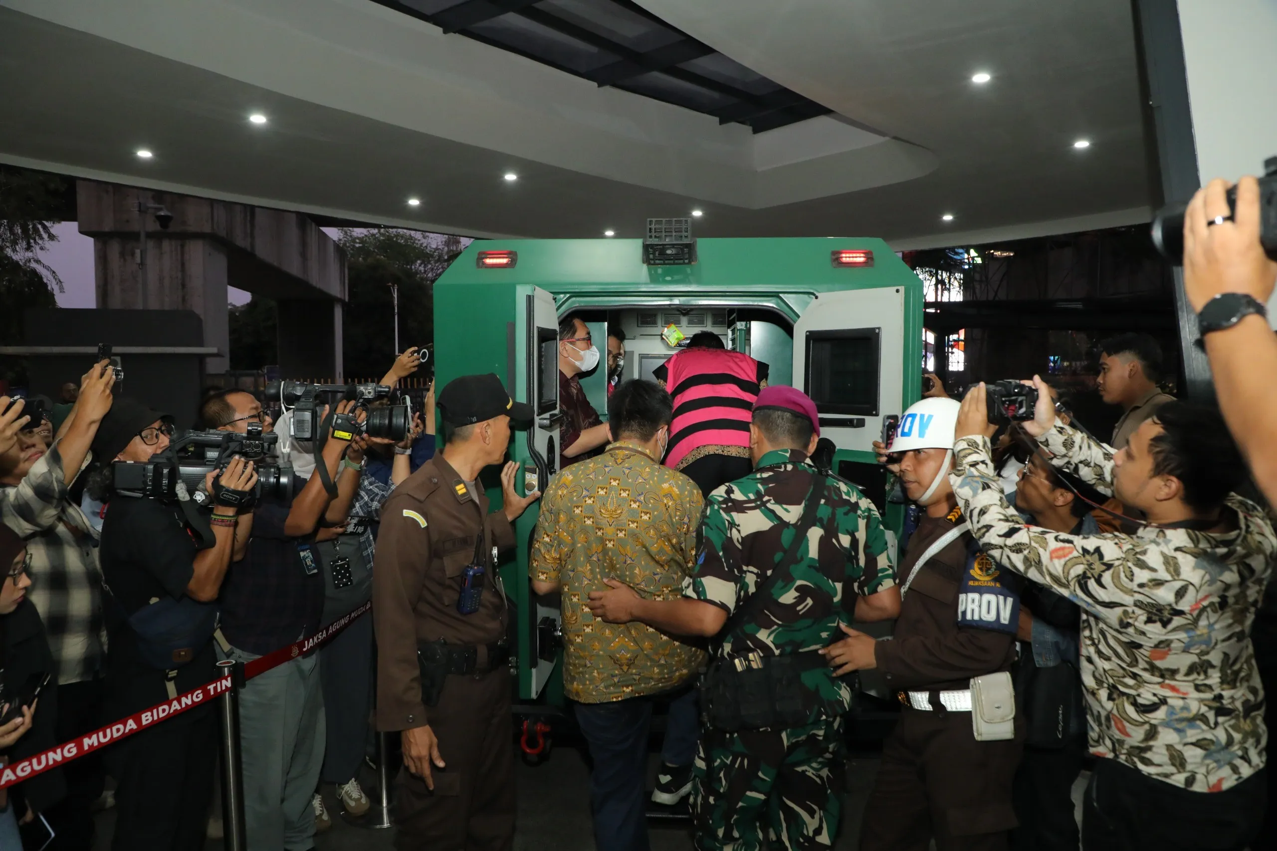 Kejagung Tetapkan PT CNI dan 4 Orang Sebagai Tersangka Perkara Dugaan Korupsi Tata Kelola Komoditas Nikel