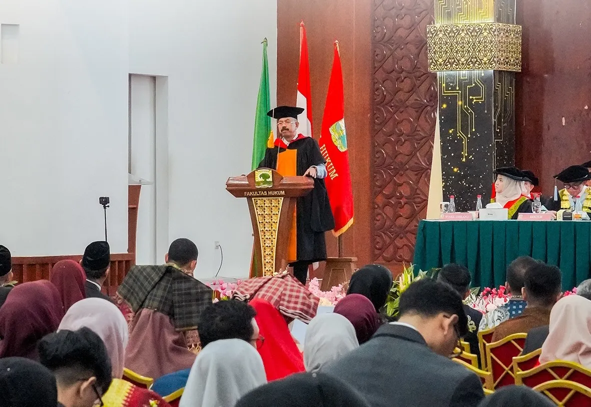 Hadiri Lustrum XV dan 75 Tahun FH Universitas Andalas, Wakil Jaksa Agung Sampai Orasi Ilmiah Transformasi Penegakan Hukum Indonesia di Era Baru