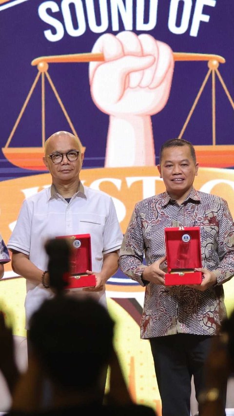 Sound of Justice menggelar live podcast Bedah Keadilan dengan mengundang 3 guru besar di M Bloc Space pada Rabu, 16 Oktober 2024