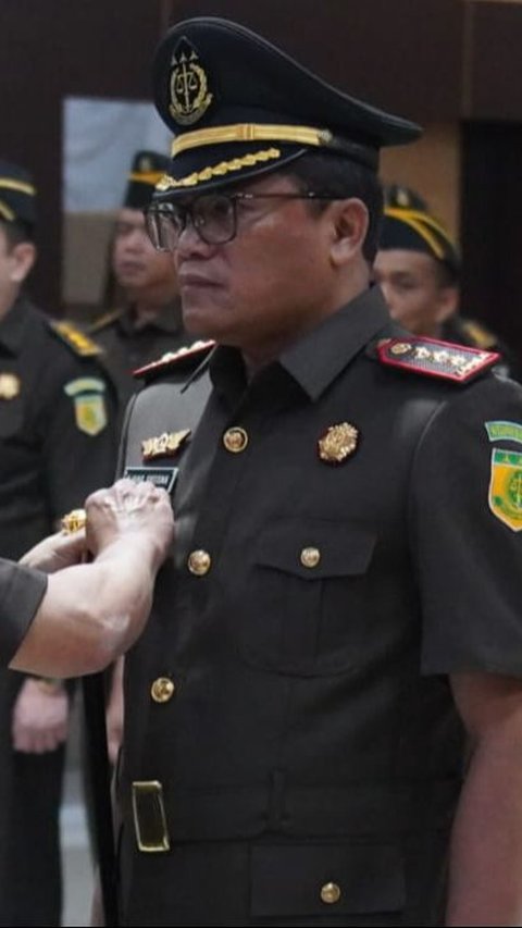 Kepala Kejari Konawe Selatan, Ujang Sutisna, S.H.