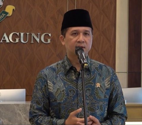 Jaksa Agung Ri, ST Burhanuddin menerima kunjungan Menteri Transmigrasi di kantor Kejagung, Jakarta, Jumat, 15 November 2024