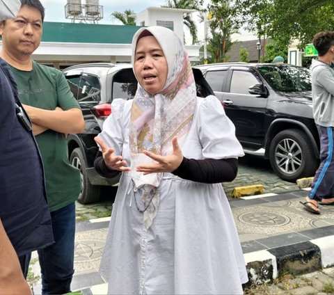 Rosmala dijatuhi hukuman pidana penjara selama 13 tahun, dikurangi masa penahanan, serta denda sebesar Rp2 miliar.
