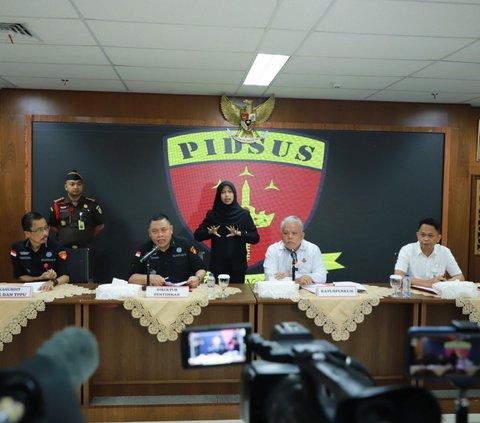 Kejagung ungkap kasus korupsi impor gula dengan tersangka mantan Mendag dan direksi PT PPI pada Selasa, 29 Oktober 2024