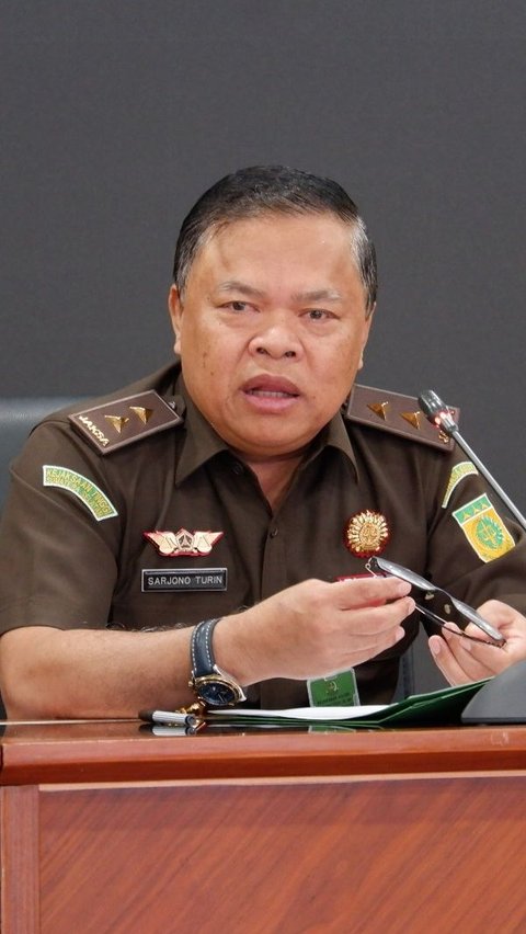 SesJAM-Intel Sarjono Turin, S.H., M.H., membuka forum konsultasi publik dalam rangka penyusunan Standar Pelayanan Informasi Publik