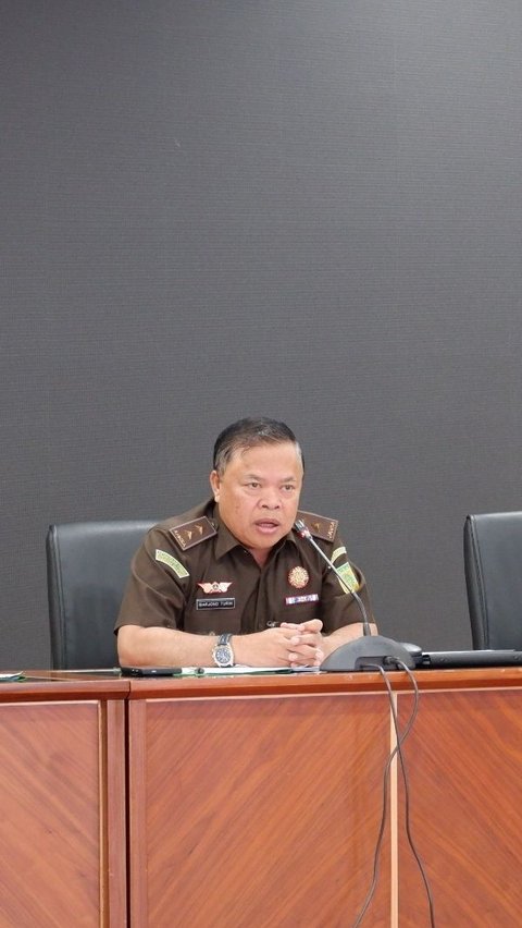 SesJAM-Intel Sarjono Turin, membuka forum konsultasi publik dalam rangka penyusunan Standar Pelayanan Informasi Publik.