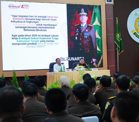 Wakil Jaksa Agung Dr Sunarta mengatakan bahwa Reformasi Birokrasi merupakan salah satu prioritas pembangunan nasional untuk pembenahan dan perbaikan sistem penyelenggaraan pemerintahan.