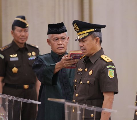 Jaksa Agung Lantik Kajati dan Pejabat Eselon II: Jabatan Bisa Jadi Berkah atau Hukuman, Tergantung Niatnya