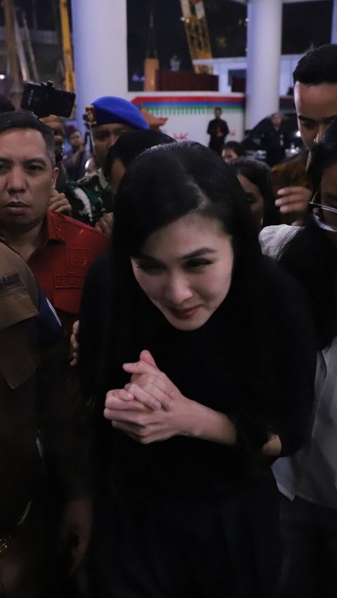 Tim Jaksa Penyidik pada Direktorat Penyidikan Jaksa Agung Muda Bidang Tindak Pidana Khusus (JAM PIDSUS) memeriksa dua tersangka dan sebelas saksi terkait perkara dugaan tindak pidana korupsi pengelolaan tata niaga komoditas timah di wilayah Izin Usaha Pertambangan (IUP) di PT Timah Tbk tahun 2015 sampai dengan 2022, Rabu 15 Mei 2024.