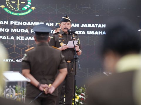 Jaksa Agung ST Burhanuddin melantik para pejabat baru di lingkungan Kejaksaan RI.