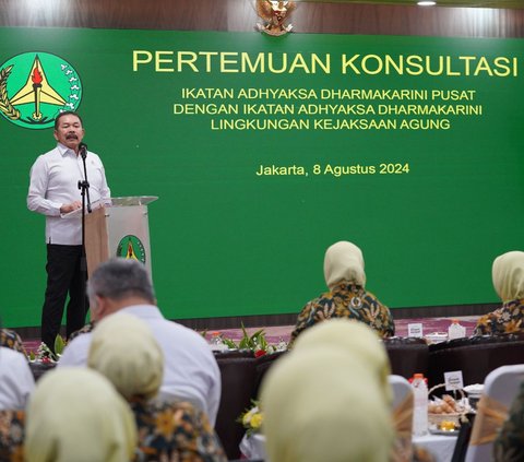 Jaksa Agung ST Burhanuddin Dorong Anggota IAD untuk Aktif dan Responsif Berikan Kontribusi Nyata