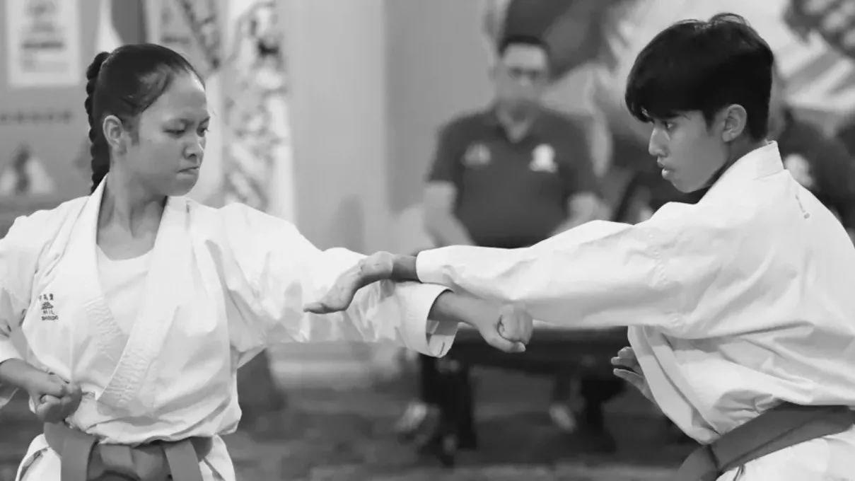 Para atlet yang mengikuti kompetisi Gojukai Karate Championship I Piala Kajati Komda Jatim 2025