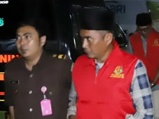 Kejati Jatim Tetapkan 4 Tersangka  Perkara Korupsi Dana BSPS Sumenep
