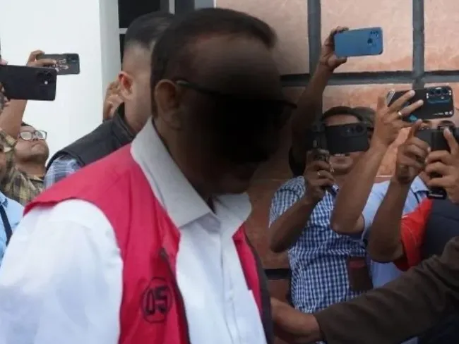 Kejati NTT Tahan Mantan Wali Kota Kupang JS Sebagai Tersangka Dugaan Korupsi Pengalihan Aset Tanah Pemkab