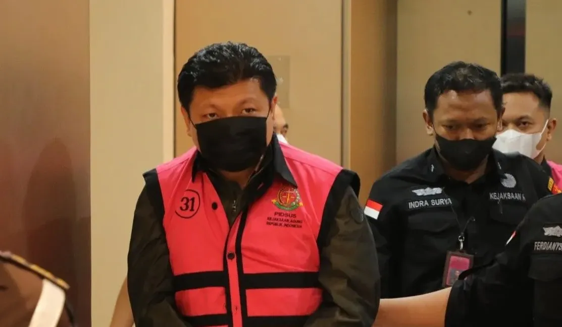 Tersangka ISL saat ditahan penyidik JAM PIDSUS