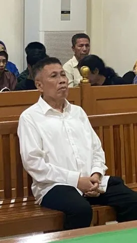 Terdakwa Annar Salahuddin Sampetoding saat mengikuti sidang pembacaan putusan di PN Sungguminasa, Kabupaten Gowa
