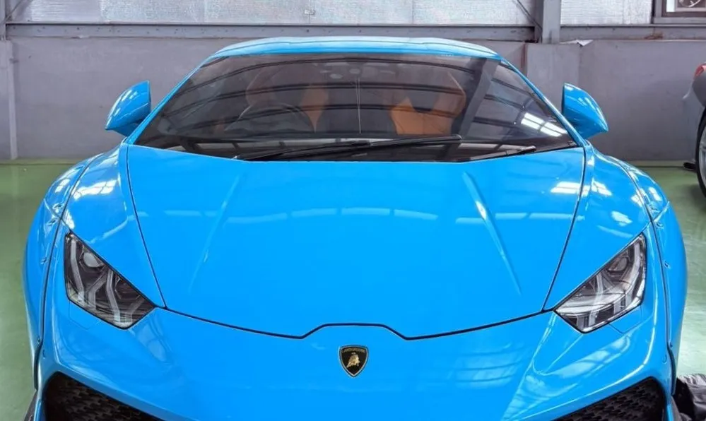 Koleksi Mobil Mewah yang Dilelang