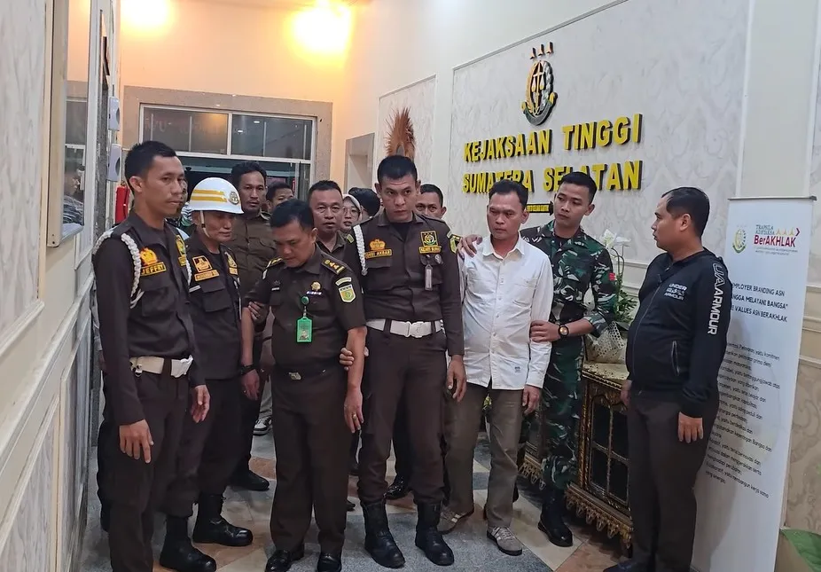 Coba Kelabui dengan Pakai Seragam Kejaksaan, Kejari OKI Ringkus Jaksa Gadungan