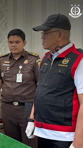 Kajari Turun Langsung, Jaksa Penyidik Geledah Kantor Dinas PUTR Terkait Perkara Dugaan Korupsi DBH Sawit