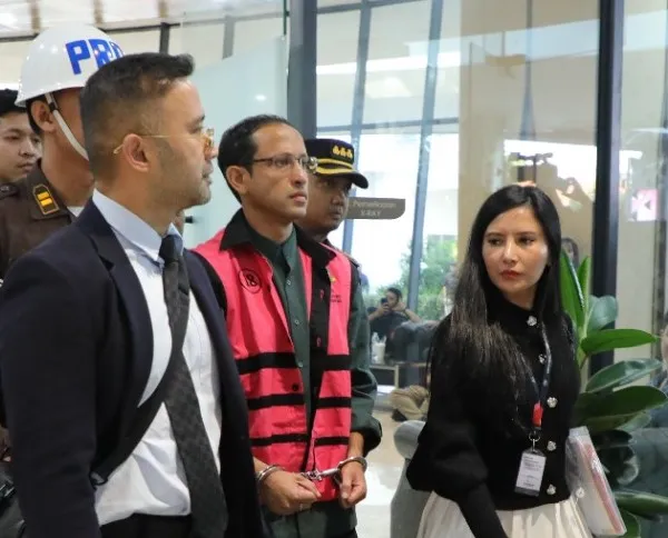 Tersangka NAM saat ditahan penyidik JAM PIDSUS