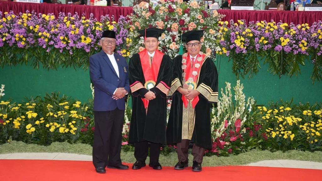 JAM-Was Dr Rudi Margono Dikukuhkan Sebagai Profesor Honoris Causa oleh Unissula Semarang