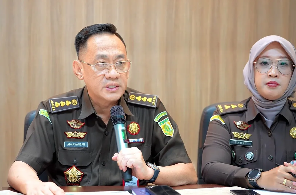 Kajati Sumut Tahan Tersangka WS dalam Perkara Dugaan Korupsi Kredit Bank BUMN kepada PT BSS dan PT SAL