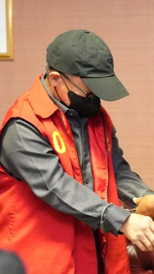 Tersangka WS ditahan penyidik Kejati Sumsel