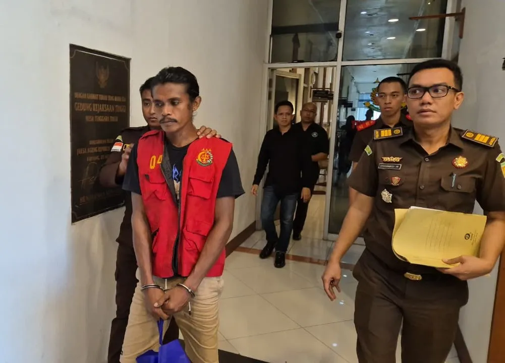 Buron 4 Tahun, Tim Tabur Kejati NTT Tangkap Terpidana DPO Perkara Perlindungan Anak di Kalteng