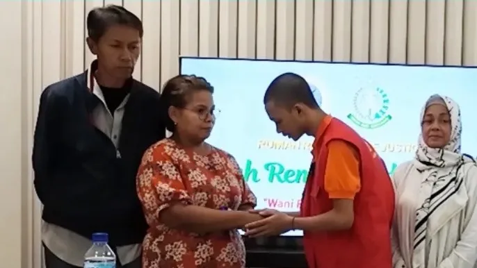 Kajati Jatim Menyetujui Ekspose Restorative Justice Mandiri 13 Perkara Pidana Umum