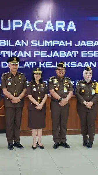 Sesbadiklat Dr. Yulianto, S.H., M.H., melantik 5 pejabat eselon IV baru