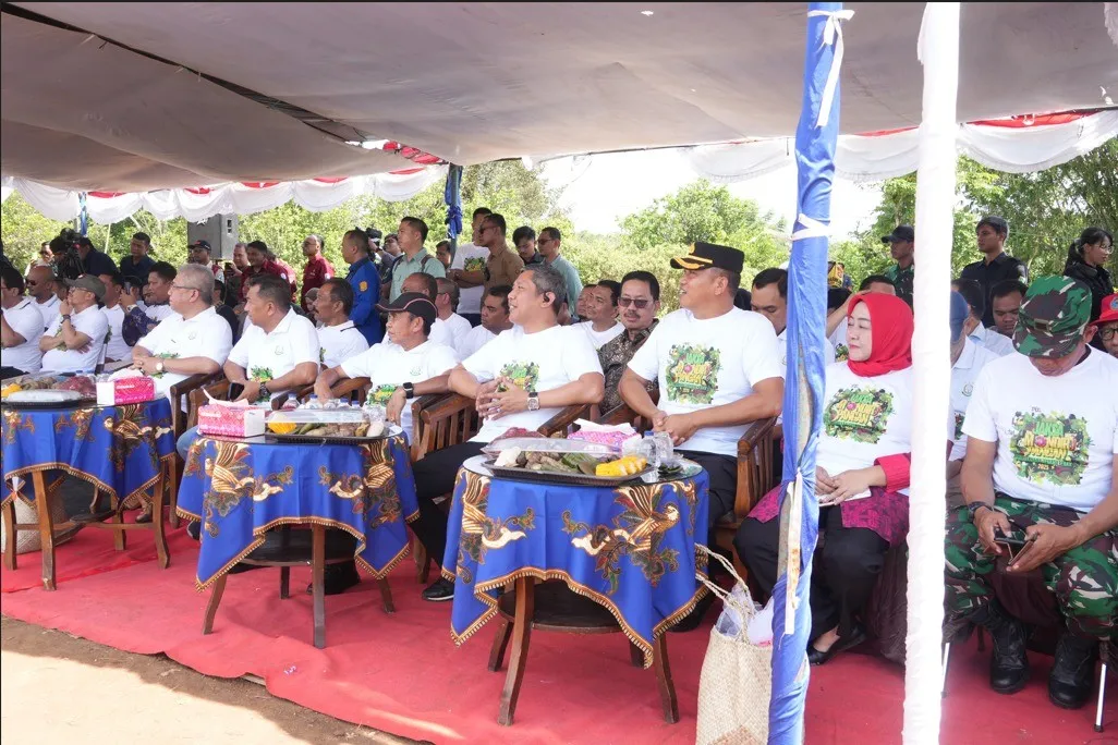 JAM-Intel memimpin acara penanaman hortikultura bibit cabai dan bawah merah program Jaksa Mandiri Pangan di Kabupaten Lebak, Banten