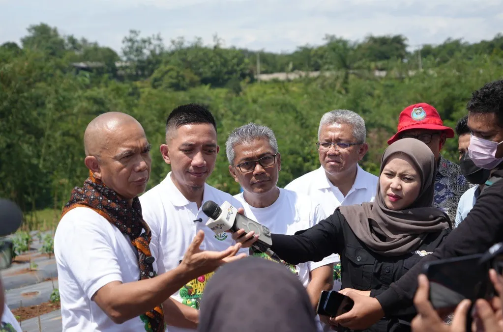 JAM-Intel memimpin acara penanaman hortikultura bibit cabai dan bawah merah program Jaksa Mandiri Pangan di Kabupaten Lebak, Banten