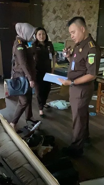 Penyidik Kejati Kalbar Gelar Penggeledahan Terkait Dugaan Korupsi Dana Hibah Rp8 Miliar ke GKE Petra