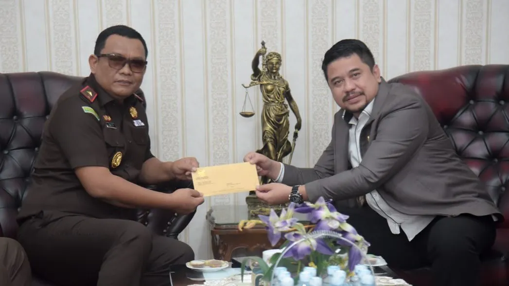Masuk 5 Nominasi Penganugerahan Adhyaksa Berpretasi 2025 dari Komjak, Kajati Aceh Ungkap Strategi Keberhasilan Institusi