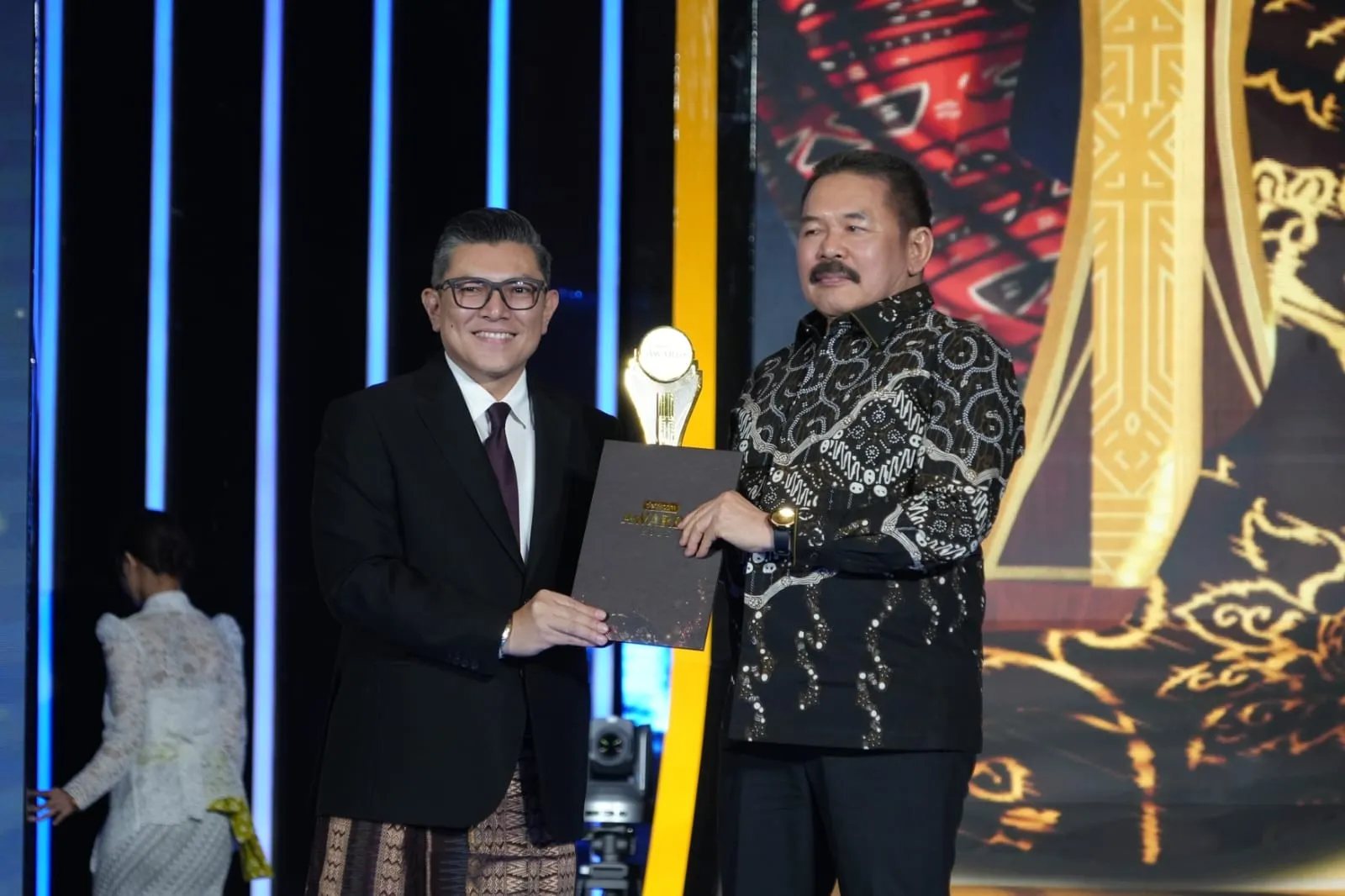 Jaksa Agung ST Burhanuddin saat menerima penghargaan di ajang detik Award 2025
