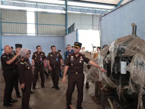 Kajati Bengkulu Terjung Langsung Mengecek Barang Sitaan Perkara Korupsi Pertambangan Batu Bara