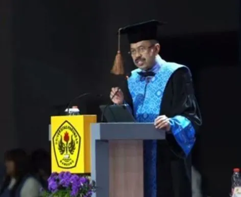 Plt Wakil Jaksa Agung, Prof Dr Asep N Mulyana menghadiri acara wisuda Univeritas Pasundan Bandung