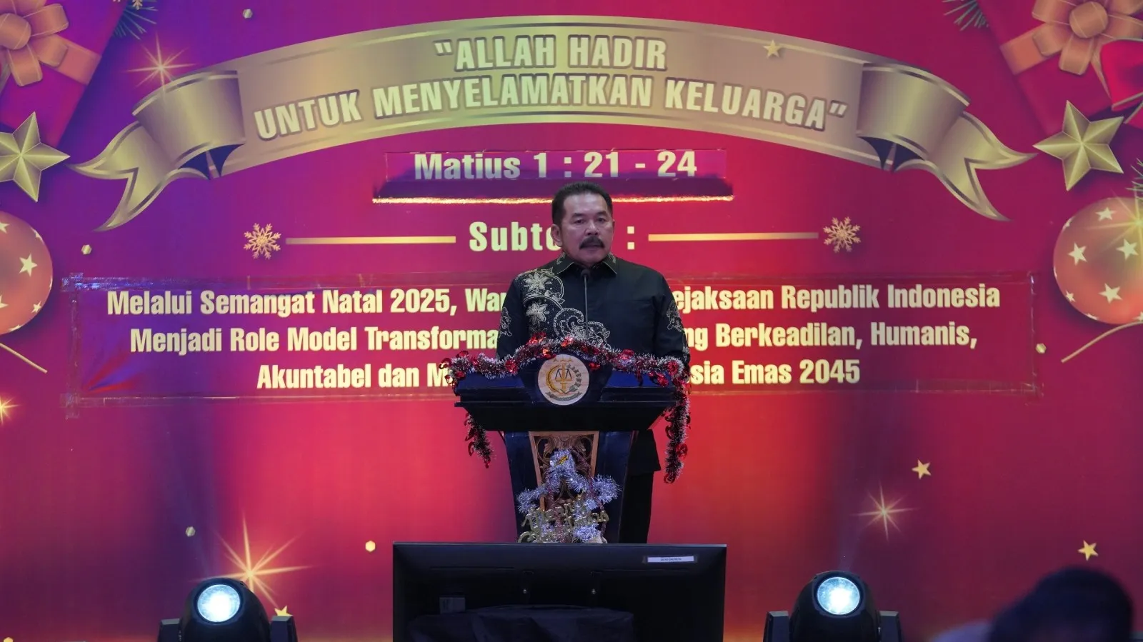 Jaksa Agung ST Burhanuddin menghadiri acara Perayaan Natal Warga Kristiani Kejaksaan Agung Tahun 2025