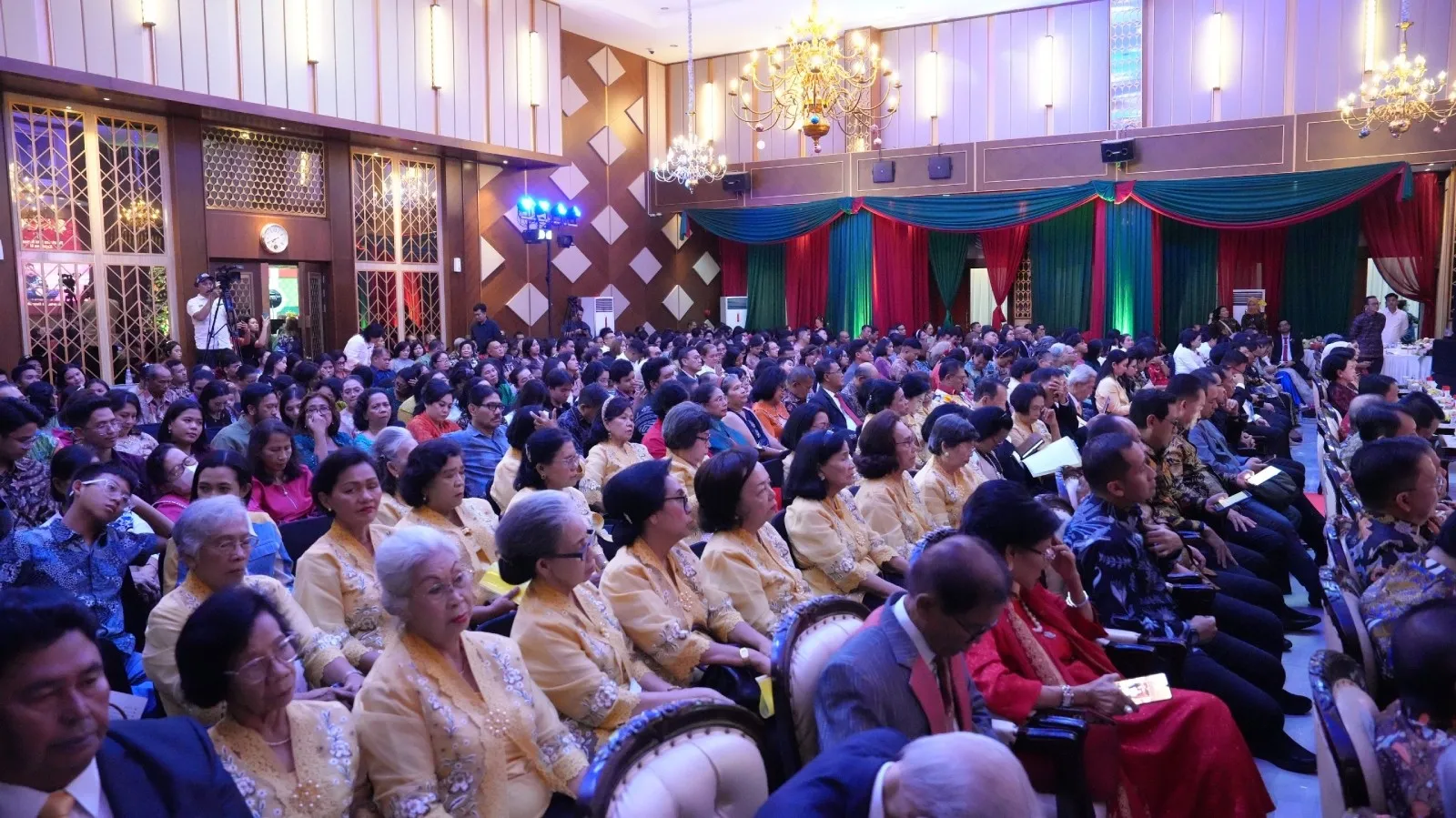 Jaksa Agung ST Burhanuddin menghadiri acara Perayaan Natal Warga Kristiani Kejaksaan Agung Tahun 2025