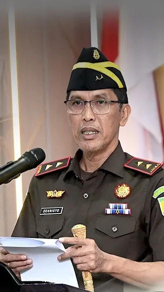 Kajati Jabar Lantik Kajari Kota Bandung dan Kota Sukabumi