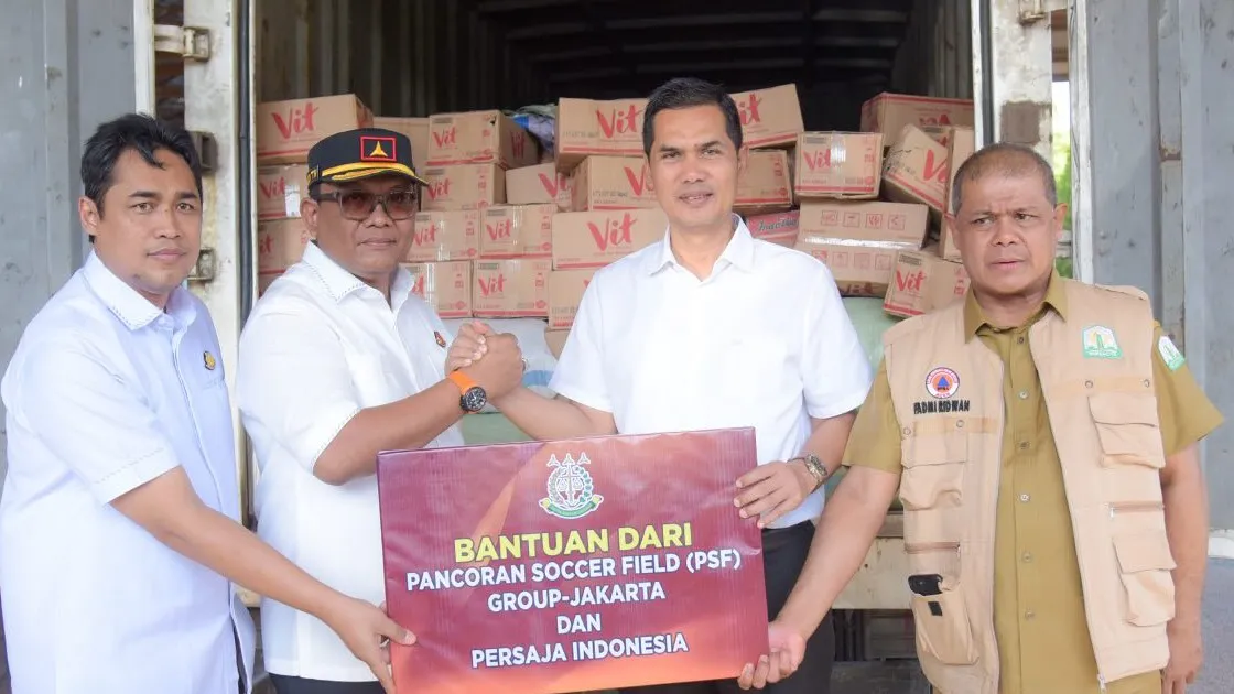 Kajati Aceh serahkan bantuan untuk korban bencana melalui Pemerintah Aceh