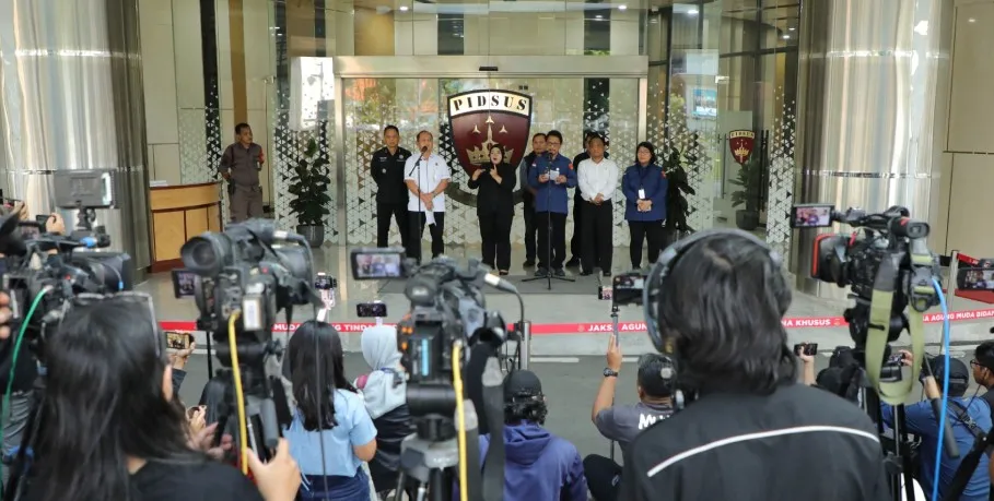 Kejagung saat menetapkan NM sebagai tersangka perkara dugaan korupsi digitalisasi pendidikan