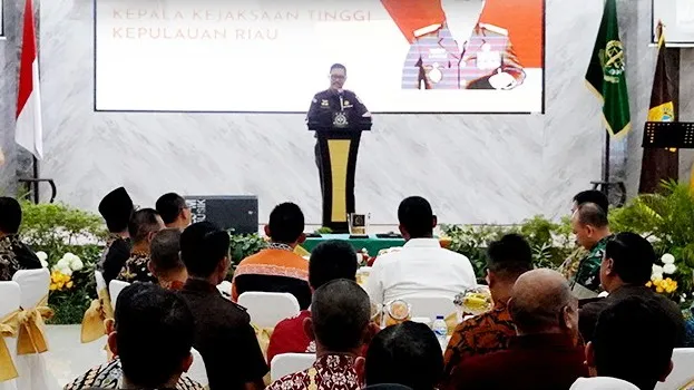 Kejaksaan se-Wilayah Kepri Teken MoU Penerapan Pidana Kerja Sosial dengan Seluruh Pemda