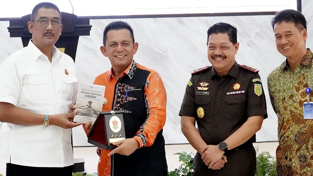 Kejaksaan se-Wilayah Kepri Teken MoU Penerapan Pidana Kerja Sosial dengan Seluruh Pemda