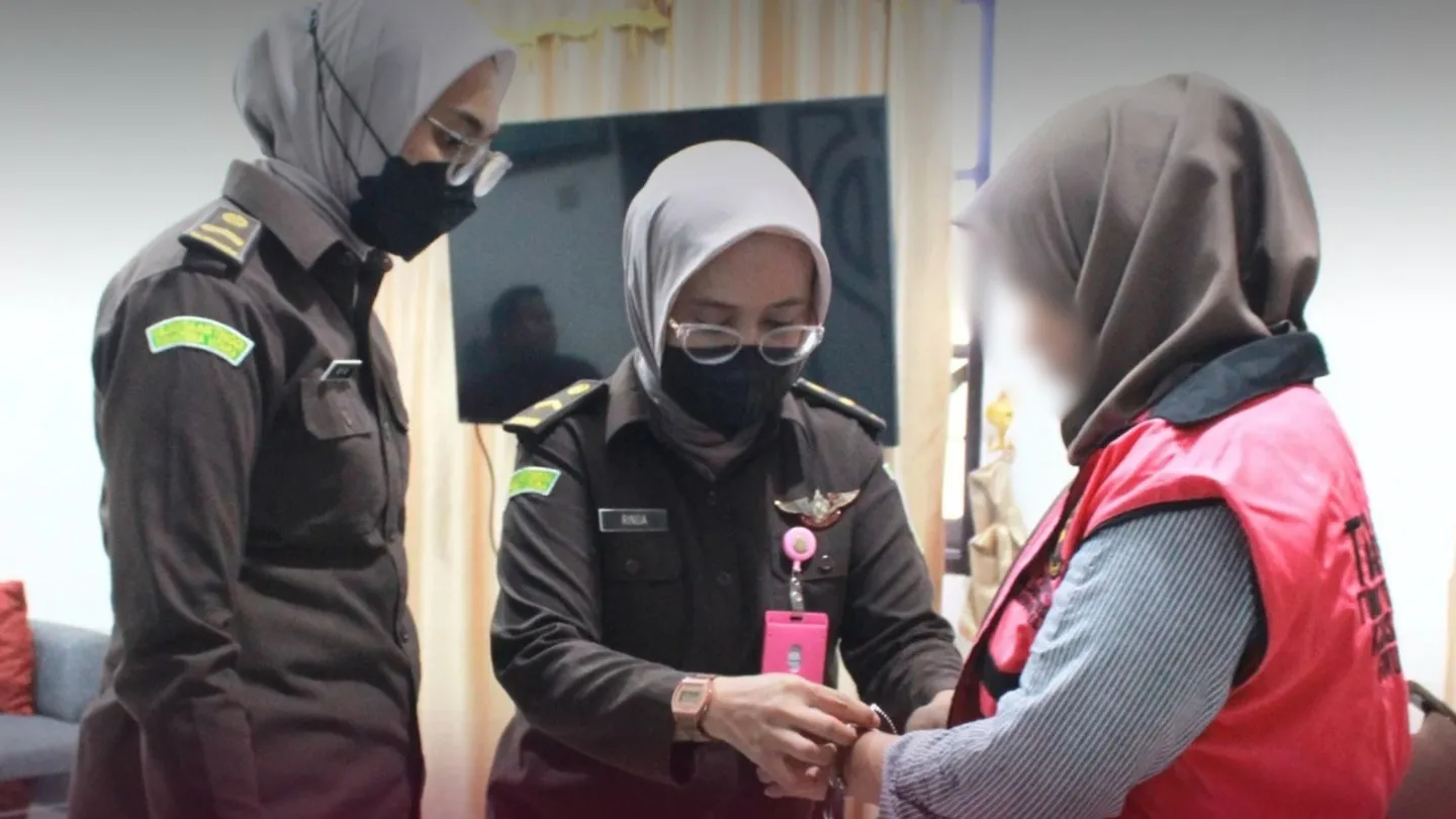 Kejari Gunungsitoli Tahan Komisioner Bawaslu Sebagai Tersangka Perkara Dugaan Korupsi Pungli dan SPPD