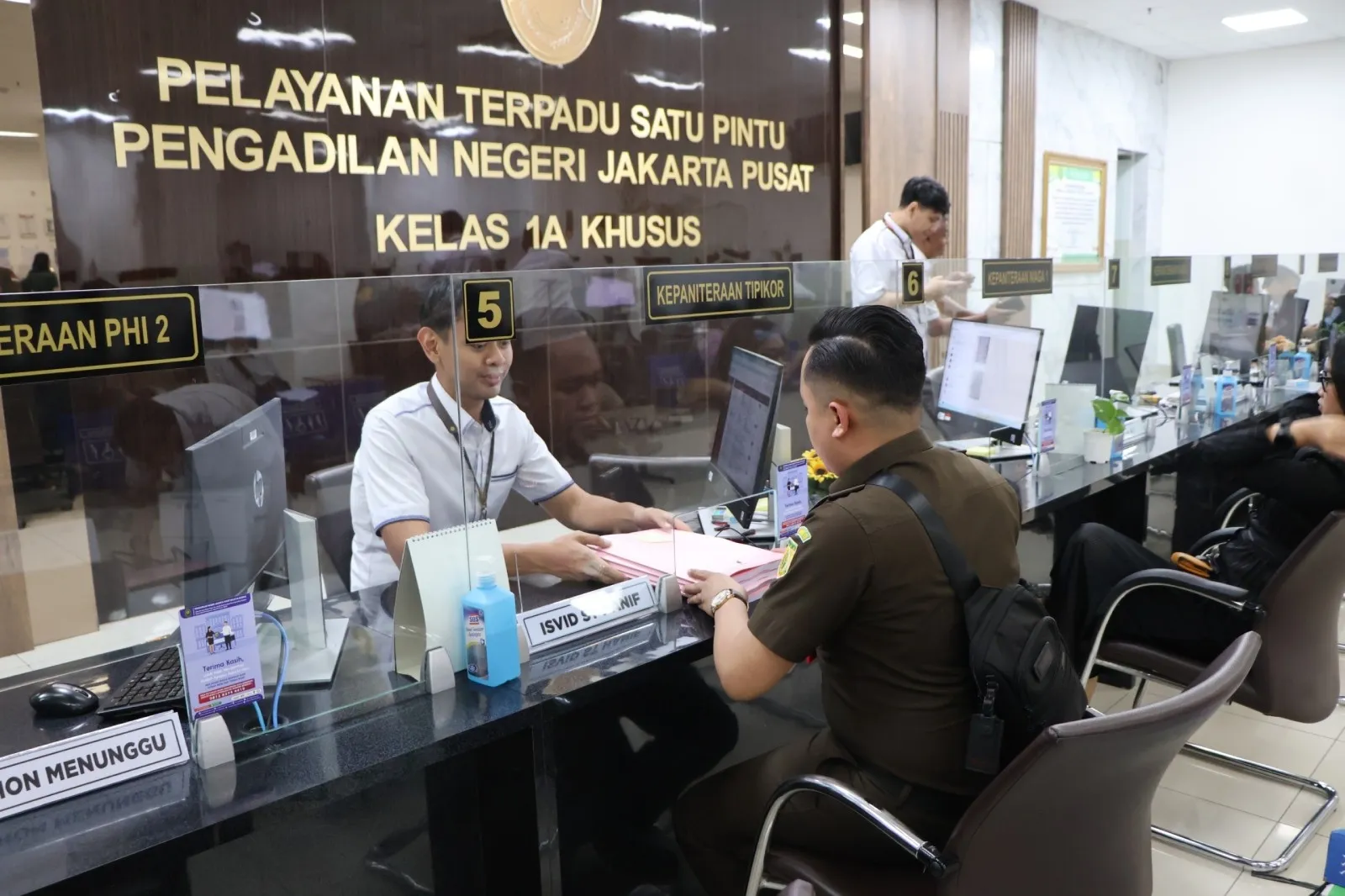 Berkas Perkara Dugaan Korupsi Pengadaan Chromebook dan CDM Kemendikbudristek Dilimpahkan ke Pengadilan Tipikor PN Jakpus