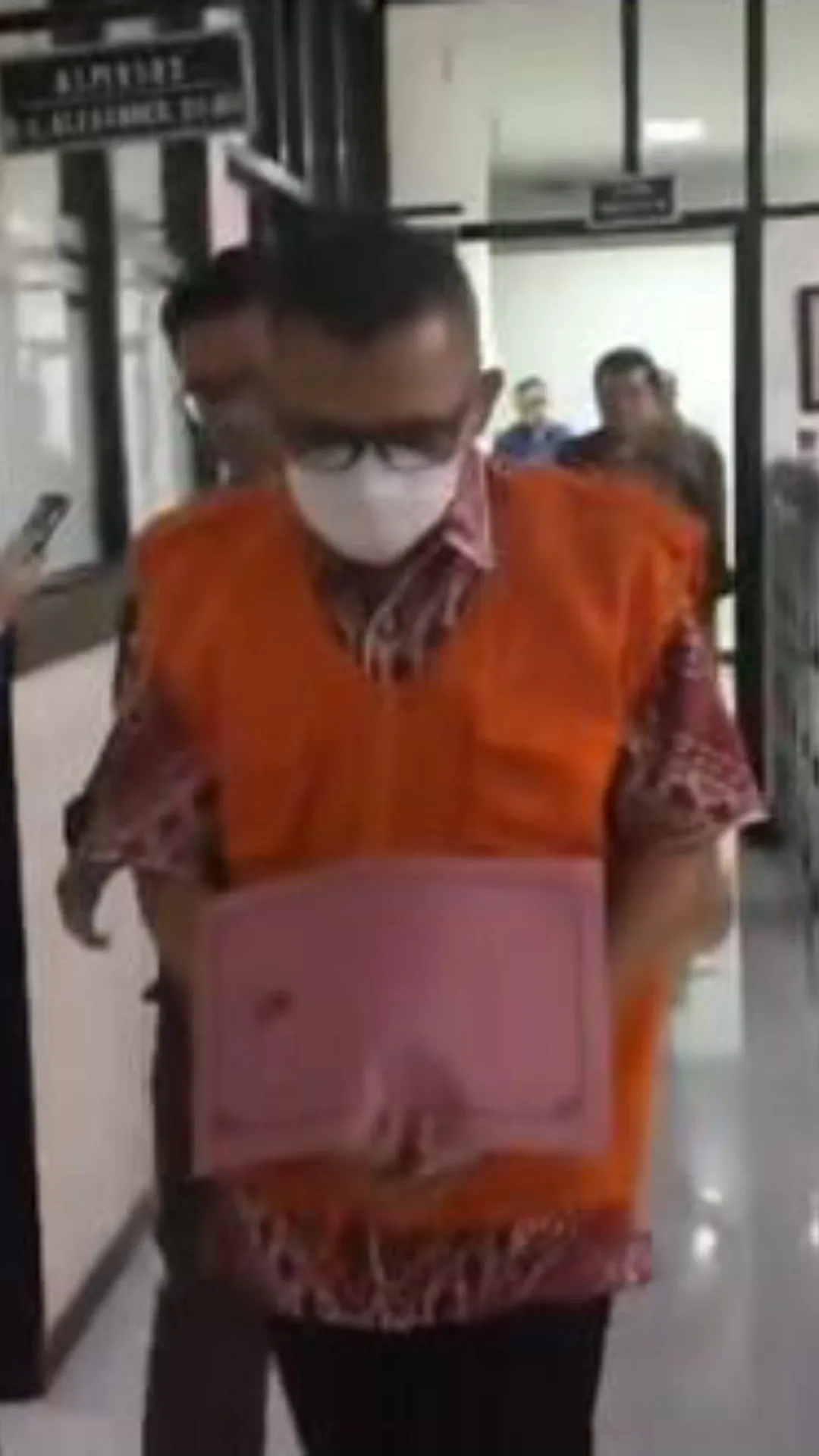 Eks Direktur dan Komisaris BUMD Jateng Ditahan Terkait Dugaan Kasus Korupsi Jual Tanah Rp275 Miliar