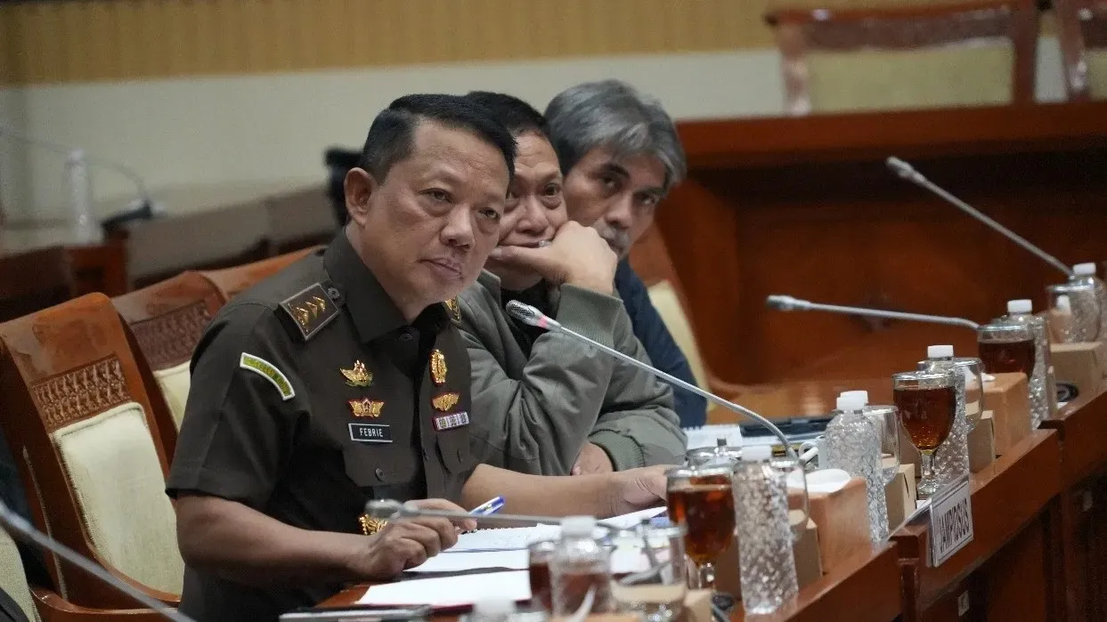 JAM PIDSUS Kejagung menghadiri Rapat Dengar Pendapat dengan Komisi III DPR di Gedung DPR/RI Senayan, Jakarta, pada Selasa, 20 Mei 2025