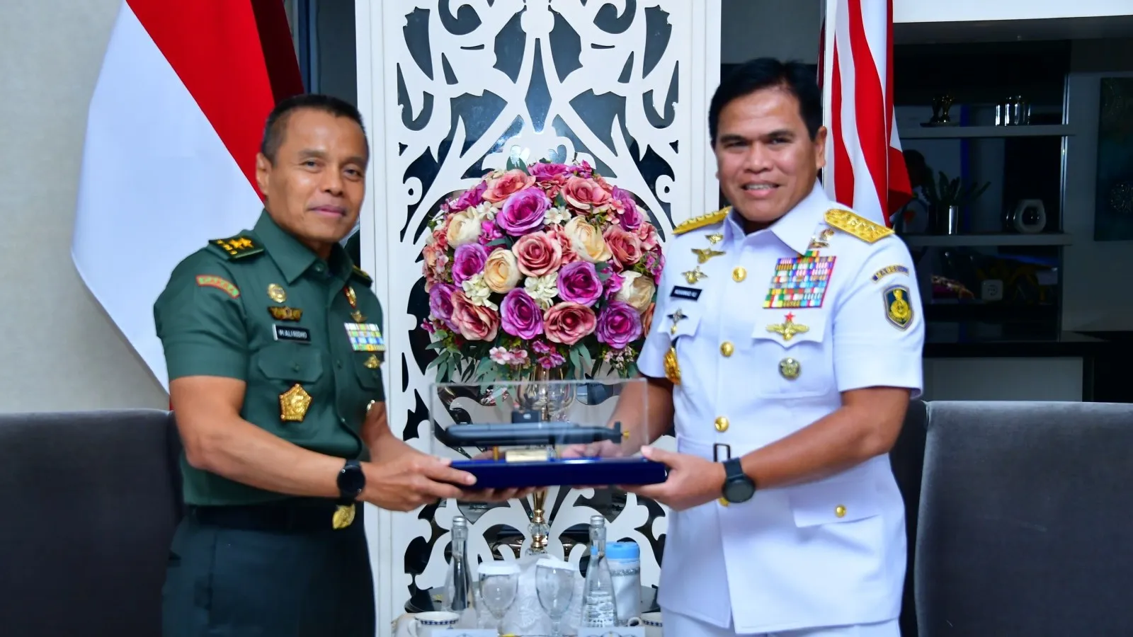 JAM-Pidmil Mayjen TNI Dr. M. Ali Ridho melakukan kunjungan silaturahmi ke KSAL Laksamana TNI Dr. Muhammad Ali