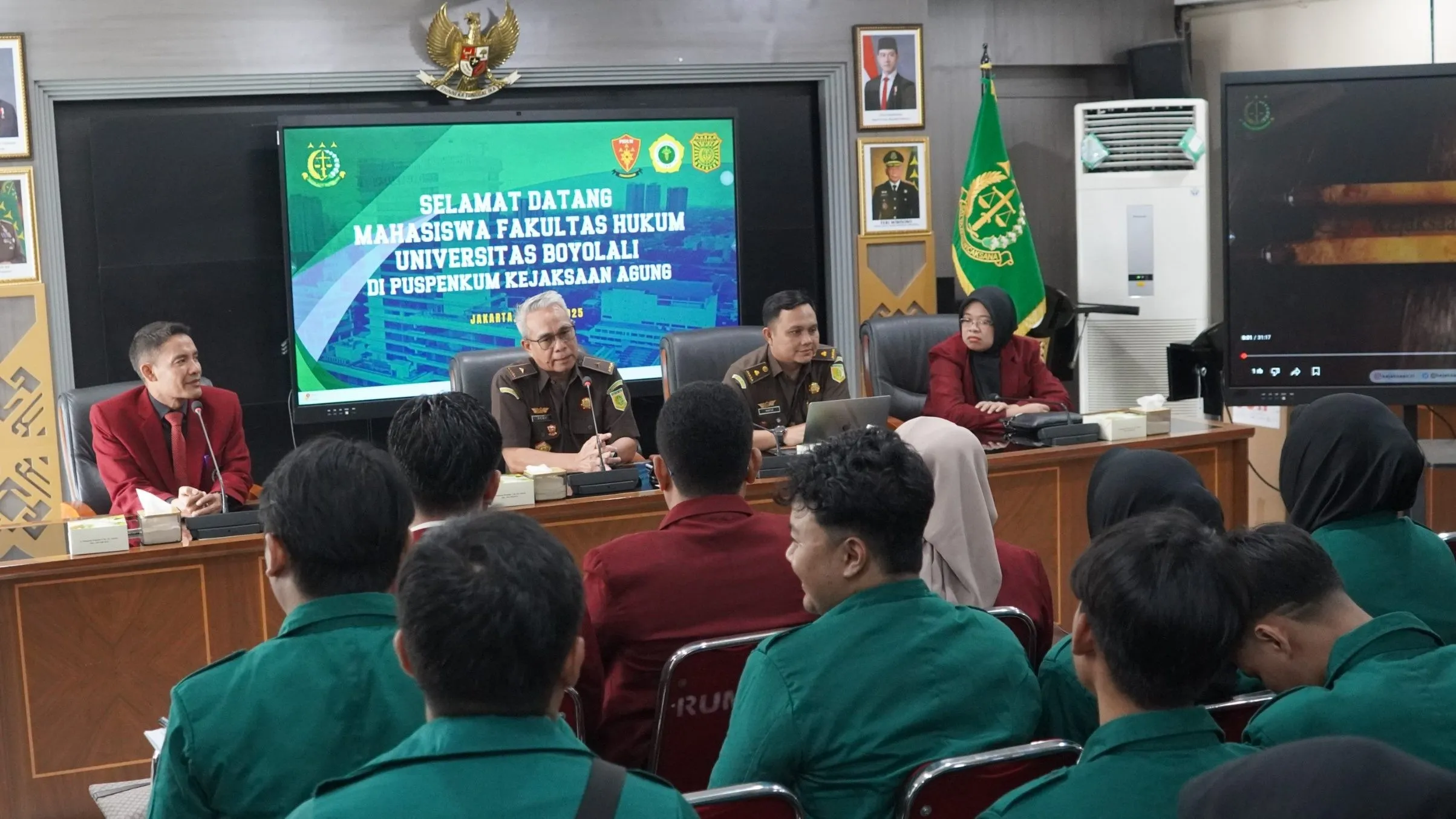 Terima Audiensi KKL Universitas Boyolali, Kapuspenkum Kejagung Tekankan Pemanfaatan IT dalam Penegakan Hukum